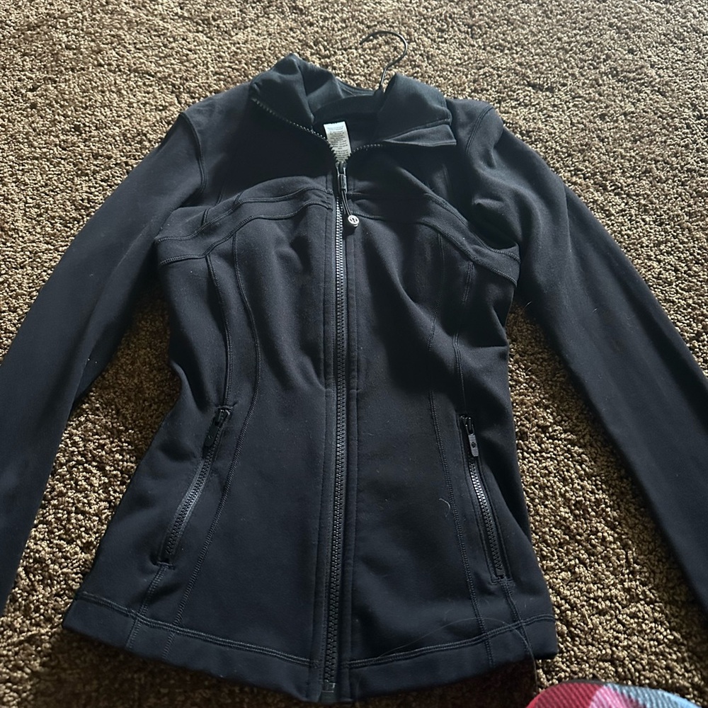 lululemon black define jacket size 0 perfect condition worn less than 5 times